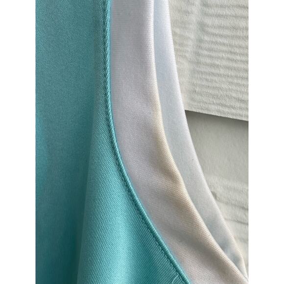 IZOD Golf ladies blue sleeveless tank. Large 100% polyester - Picture 4 of 9